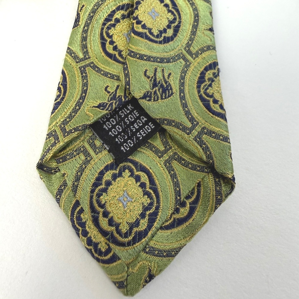 Digiovanni Brothers Necktie Mens Elephant Medallion‎ Silk Green Preppy Animal - Picture 5 of 5